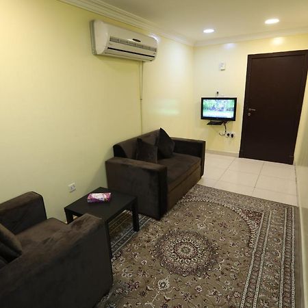 Al Eairy Apartment- Dammam 3 Al Mubarakiyah ภายนอก รูปภาพ