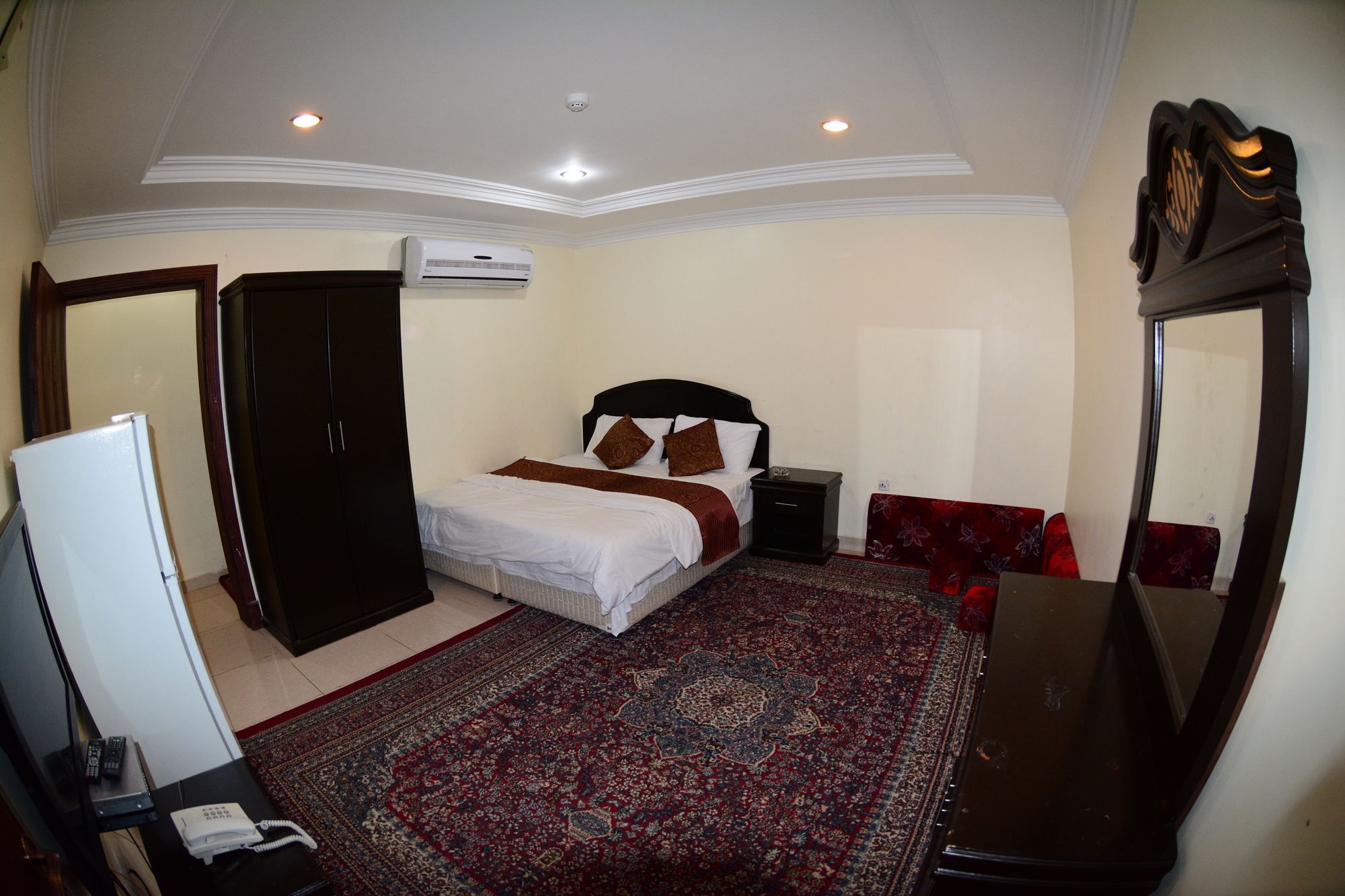 Al Eairy Apartment- Dammam 3 Al Mubarakiyah ภายนอก รูปภาพ