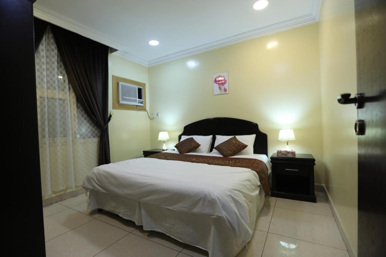 Al Eairy Apartment- Dammam 3 Al Mubarakiyah ภายนอก รูปภาพ