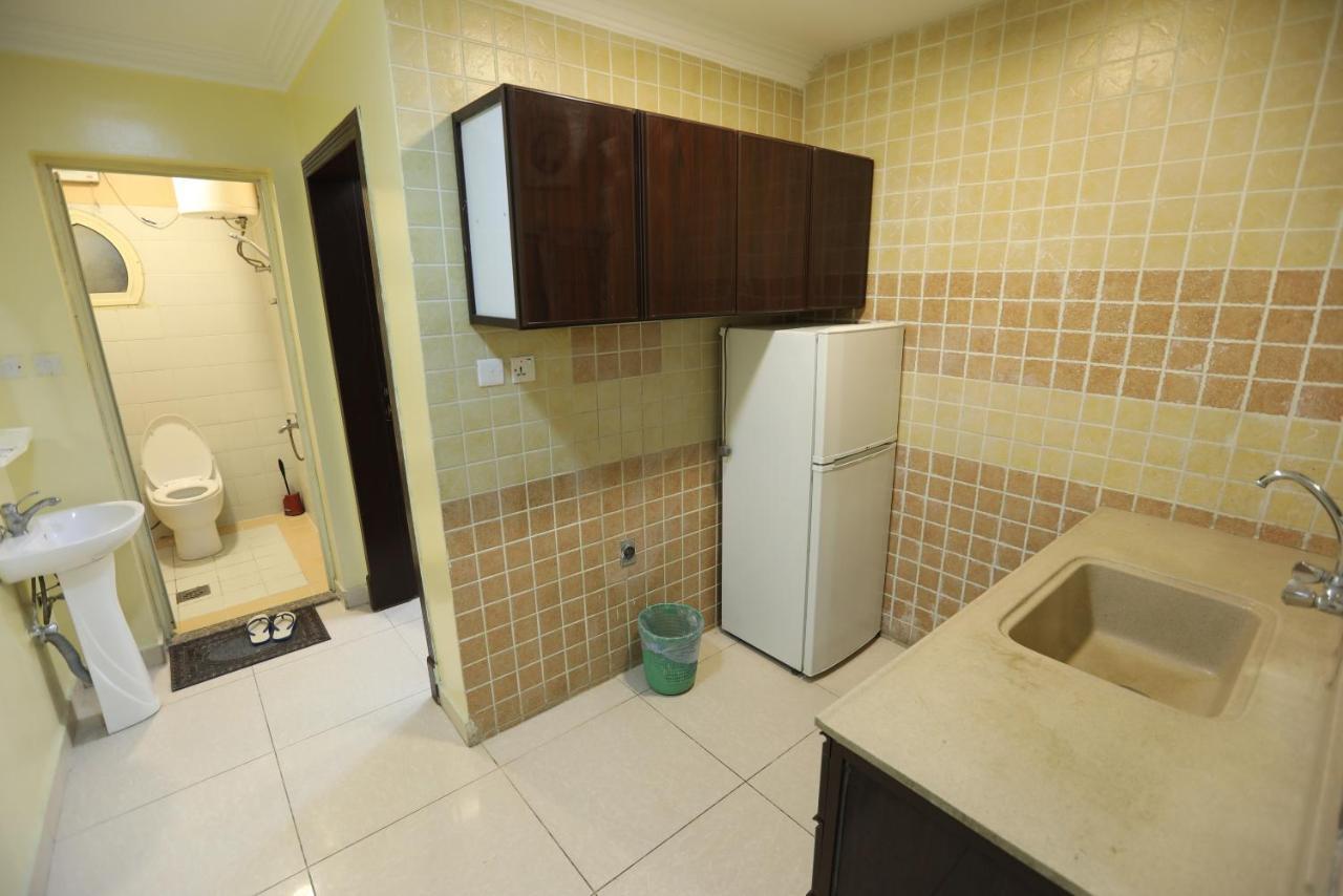 Al Eairy Apartment- Dammam 3 Al Mubarakiyah ภายนอก รูปภาพ