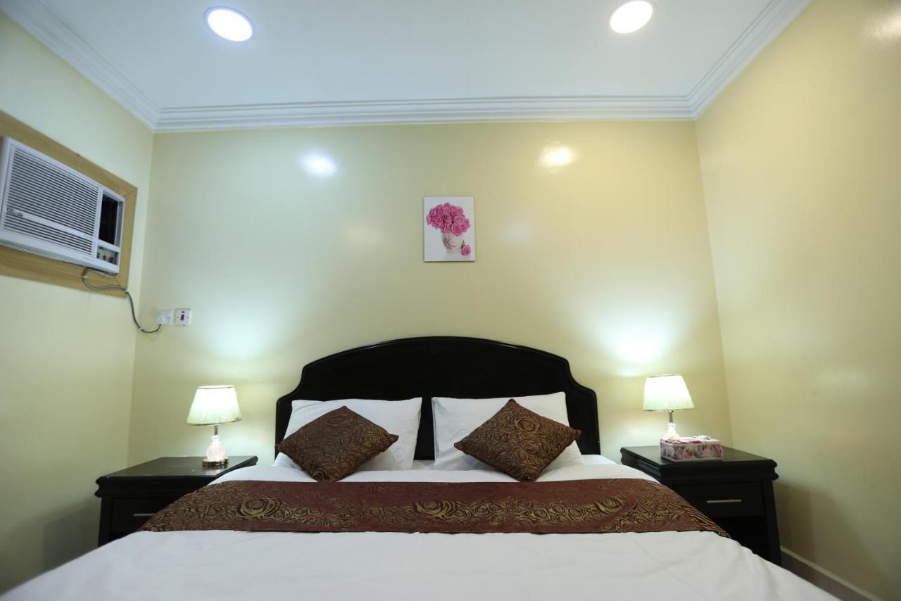 Al Eairy Apartment- Dammam 3 Al Mubarakiyah ภายนอก รูปภาพ