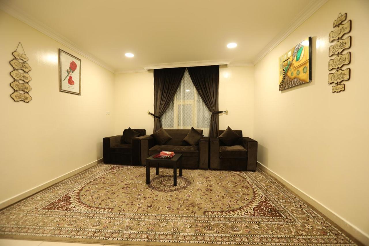 Al Eairy Apartment- Dammam 3 Al Mubarakiyah ภายนอก รูปภาพ