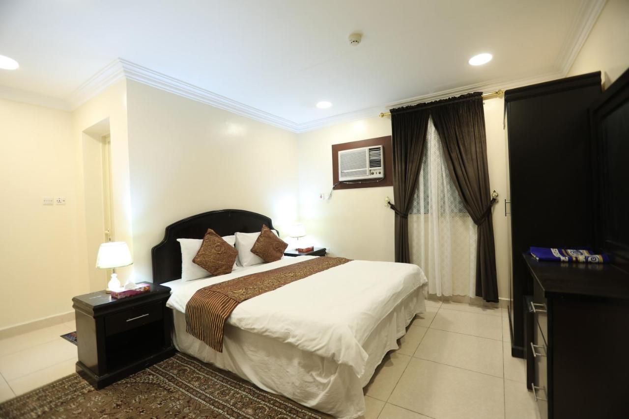 Al Eairy Apartment- Dammam 3 Al Mubarakiyah ภายนอก รูปภาพ