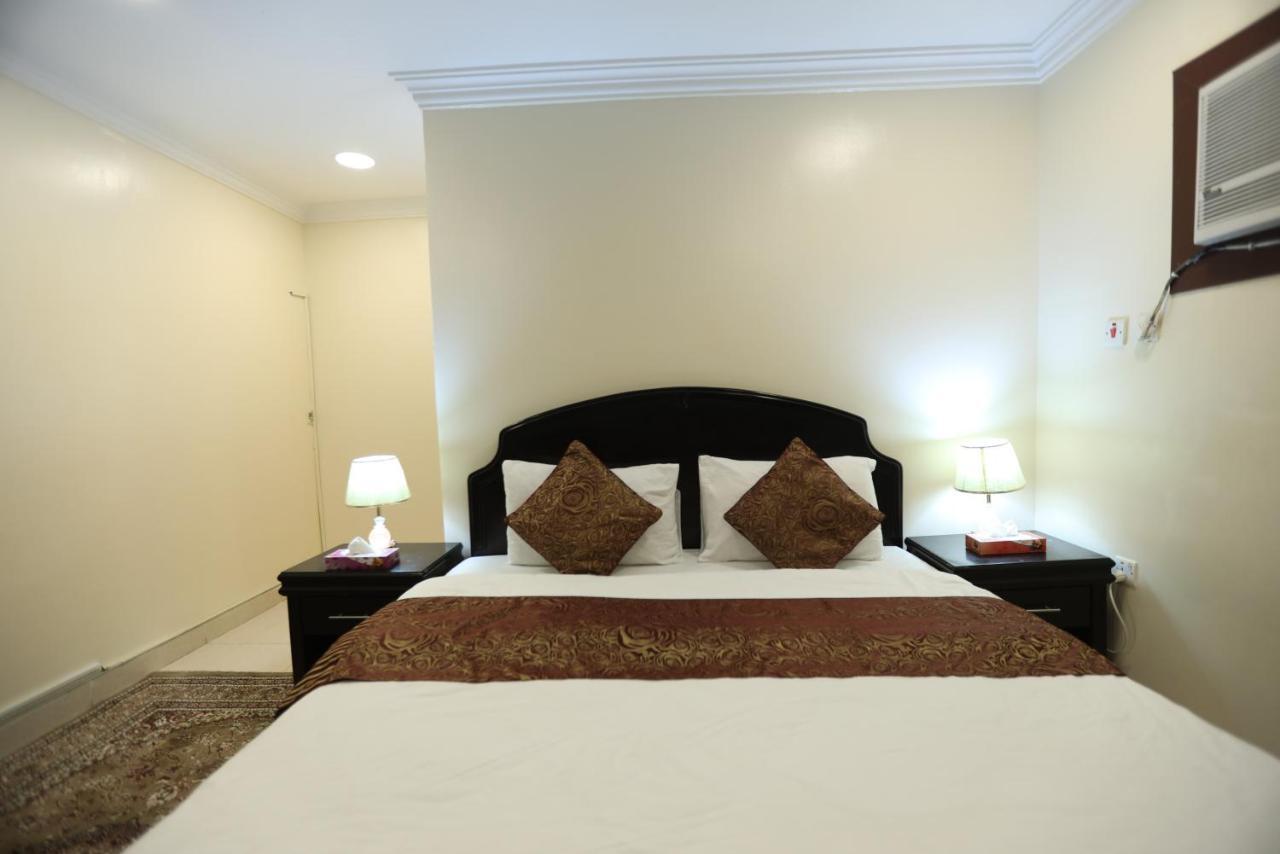 Al Eairy Apartment- Dammam 3 Al Mubarakiyah ภายนอก รูปภาพ