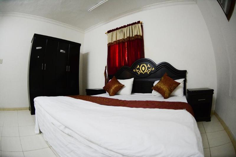 Al Eairy Apartment- Dammam 3 Al Mubarakiyah ภายนอก รูปภาพ